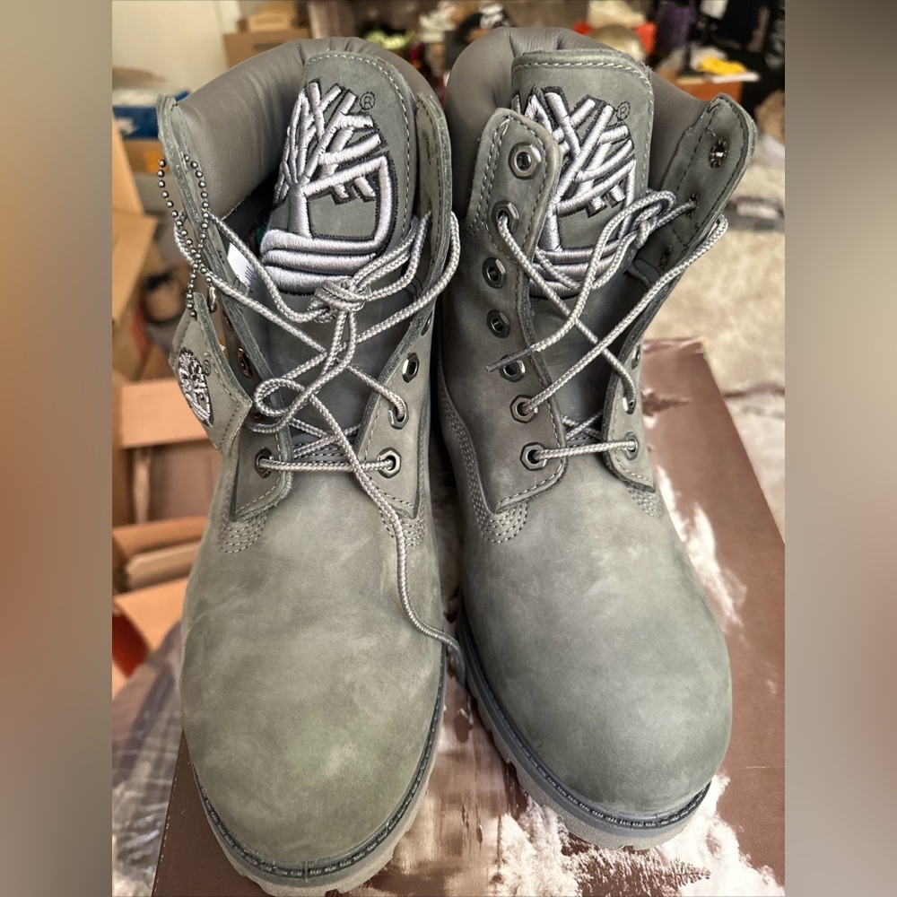 Timberland 6inch Premium Boot Men Grey (SAMPLE) RARE - Size 9